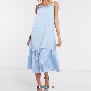 Elegant Light Blue Sleeveless Dress